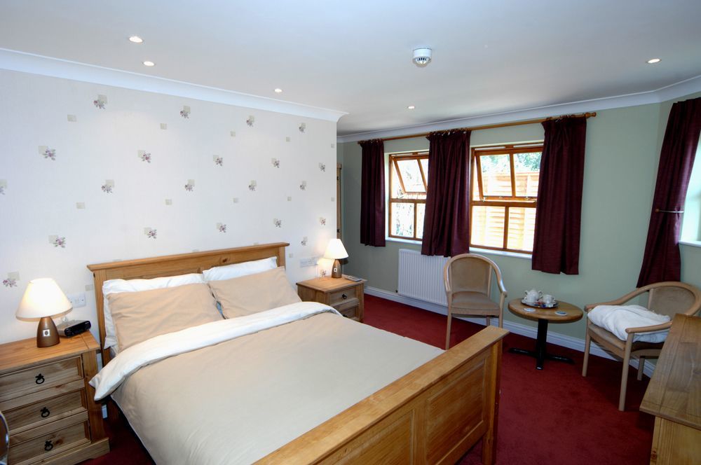 New Overlander Inn Penally Kültér fotó